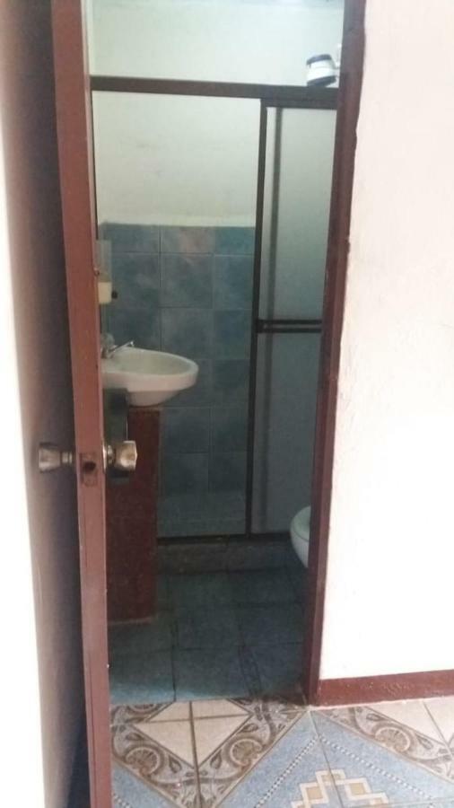 Hostel Orozco - Costa Rica Rio Cuarto Ngoại thất bức ảnh